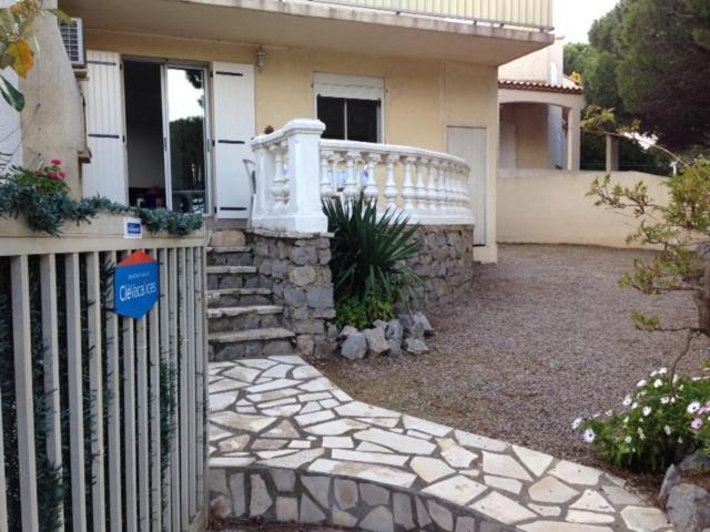 Apt Climatise T3 Saint Pierre La Mer, Terrasse, Jardin Et Parking Prive Fleury  Exterior photo